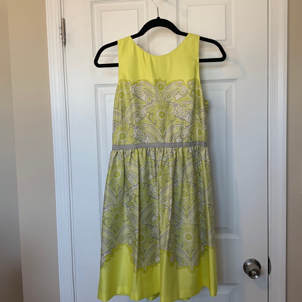Beautiful Yellow spring LOFT dress, size 4.